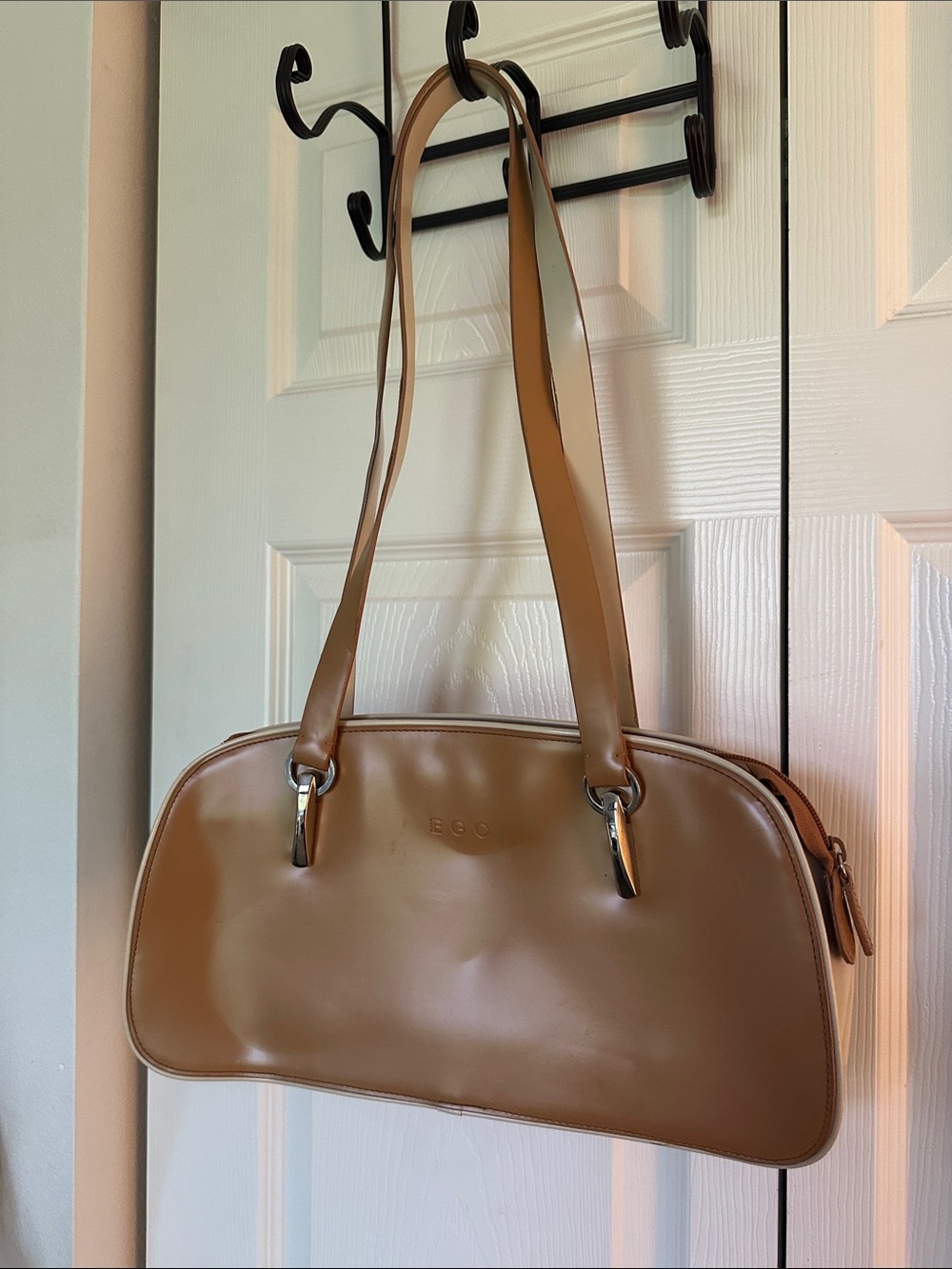 Classic Leather Shoulder EGO Bag in Light Brown with coral scarf